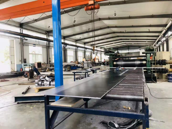 鉛板生產(chǎn)車(chē)間